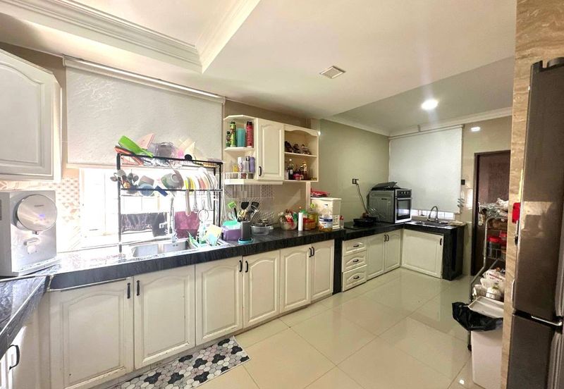 Taman Tasik Semenyih (Lake Residence)