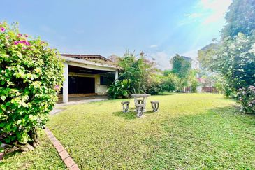 Seksyen 12, Petaling Jaya