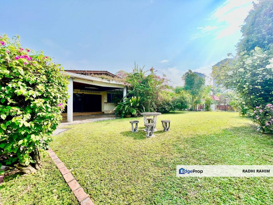 Facing Mainroad Commercial Bungalow PJ Open Lot, Selangor, Petaling Jaya