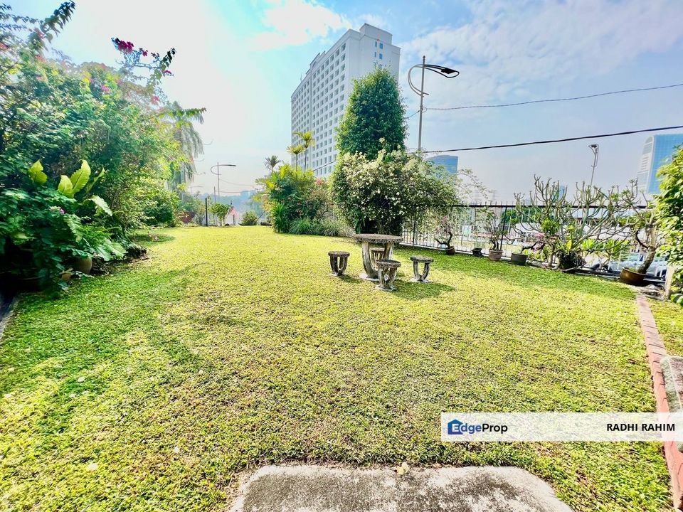 Facing Mainroad Commercial Bungalow PJ Open Lot, Selangor, Petaling Jaya