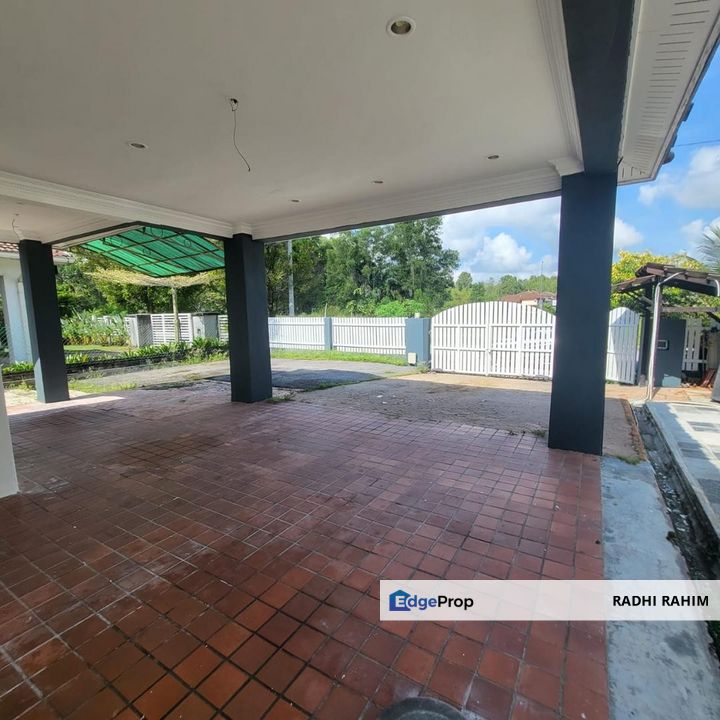 Bungalow Rawang BTP Renovated Unit Below Market! , Selangor, Rawang