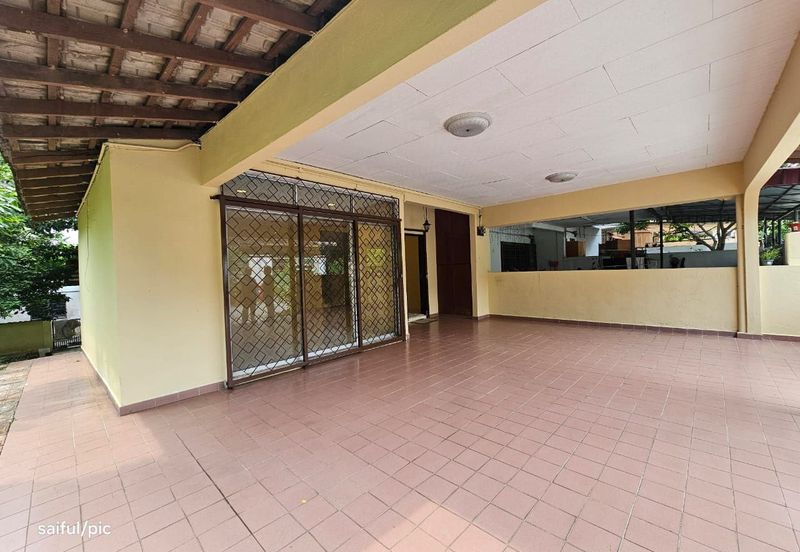 Seksyen 11, Shah Alam