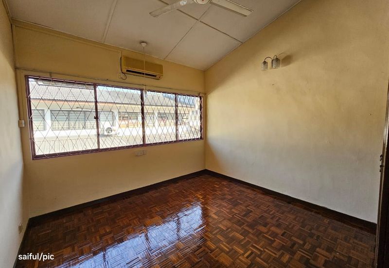 Seksyen 11, Shah Alam