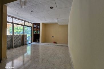 Seksyen 11, Shah Alam