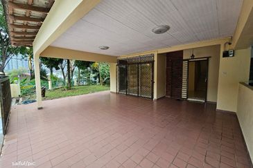 Seksyen 11, Shah Alam