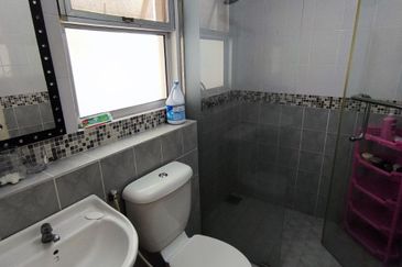 Seri Maya Condominium