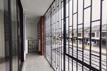 Elmina Green Three @ City of Elmina