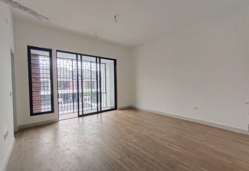 Elmina Green Three @ City of Elmina