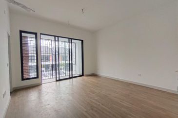 Elmina Green Three @ City of Elmina