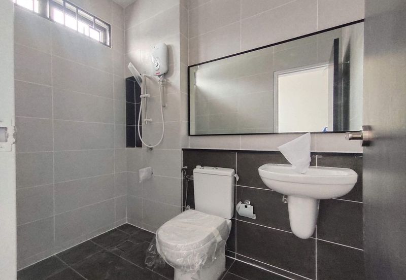 Elmina Green Three @ City of Elmina