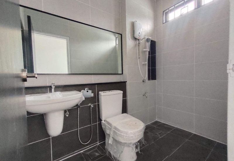 Elmina Green Three @ City of Elmina