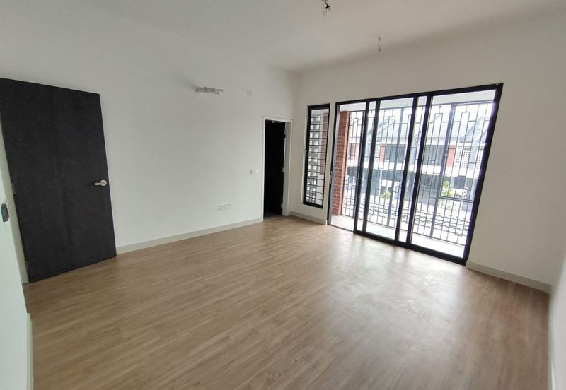 Elmina Green Three @ City of Elmina