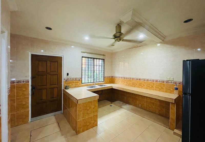 Bandar Tun Hussein Onn