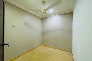 Bandar Tun Hussein Onn