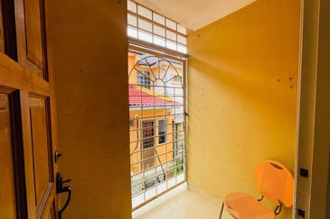 Bandar Tun Hussein Onn