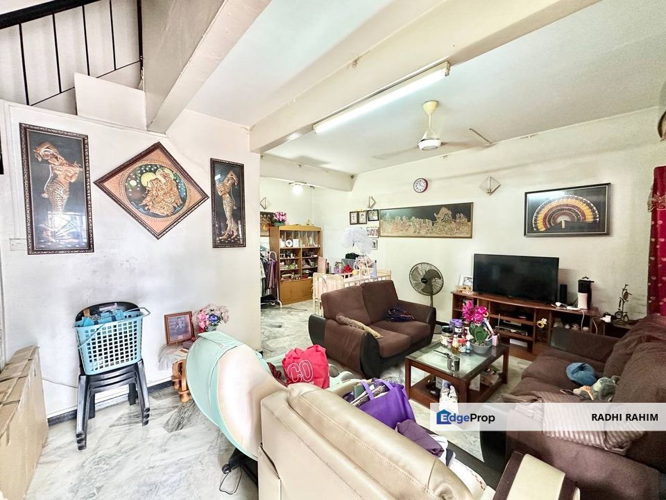 USJ 6 CORNER LOT Freehold Subang Jaya Near LRT , Selangor, USJ