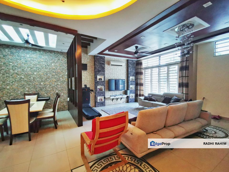 Jalan Rodat Facing Open Superlink Freehold Renovated Unit Bukit Raja Klang, Selangor, Klang