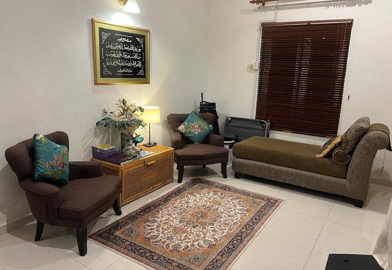 Corner Lot Jalan B Melawati Freehold Near School