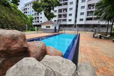 Kemensah Villa Condominium