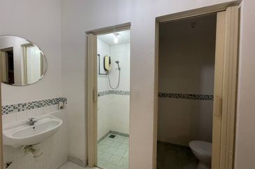 Seri Maya Condominium