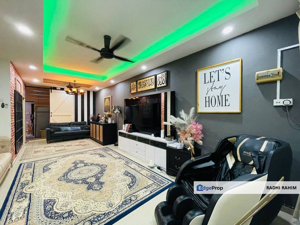 Selayang Semi-D Fully Reno Facing Open View to Appreciate! , Selangor, Selayang