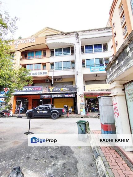 Ampang 4-Storey Shop Office Tmn Putra Sulaiman Facing Main Road, Kuala Lumpur, Ampang