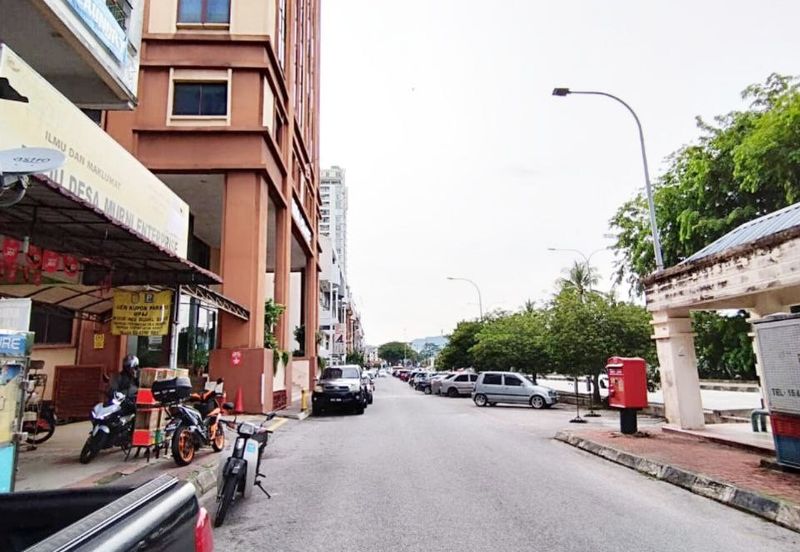 Ampang 4-Storey Shop Office Tmn Putra Sulaiman Facing Main Road