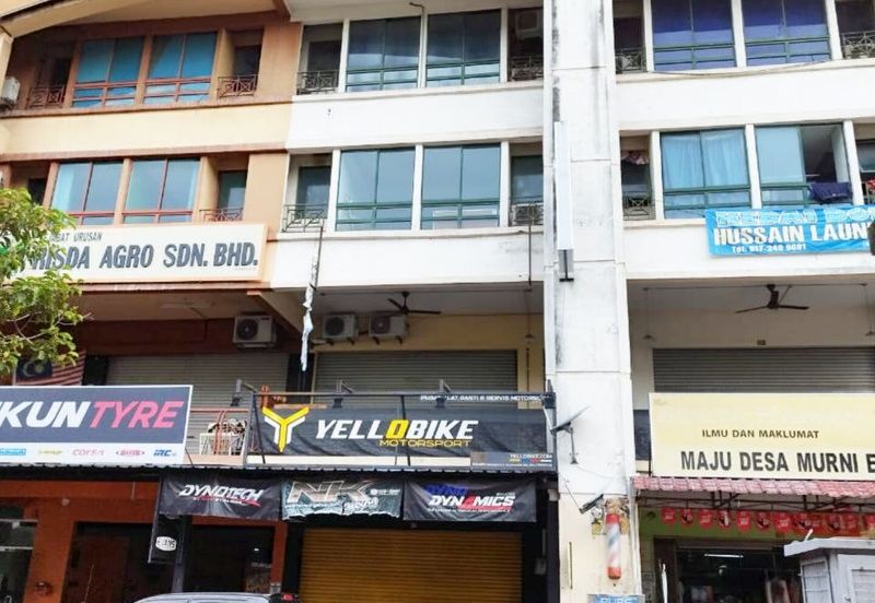 Ampang 4-Storey Shop Office Tmn Putra Sulaiman Facing Main Road