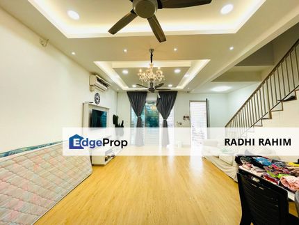 Nilai Laman Orkid Nicely Renovated Facing Open Freehold Gated Guarded , Negeri Sembilan, Seremban