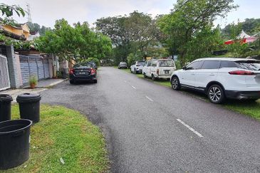 Taman Pinggiran Batu Caves