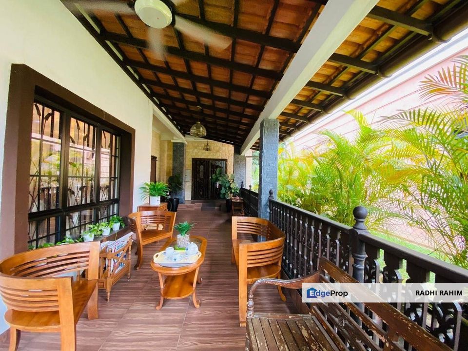 Gombak Batu 9 Freehold Bungalow Renovated Fully Furnished , Selangor, Gombak