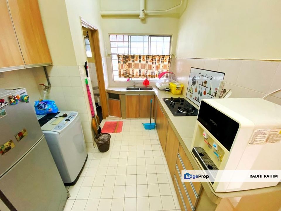 Fawina Court Ampang Partly Furnished Lower Floor KL, Selangor, Ampang