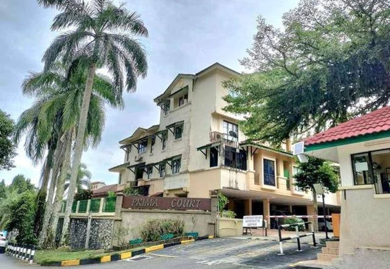 Prima Court
