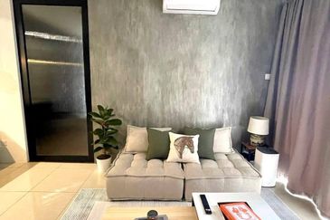 Platinum Splendor Residence