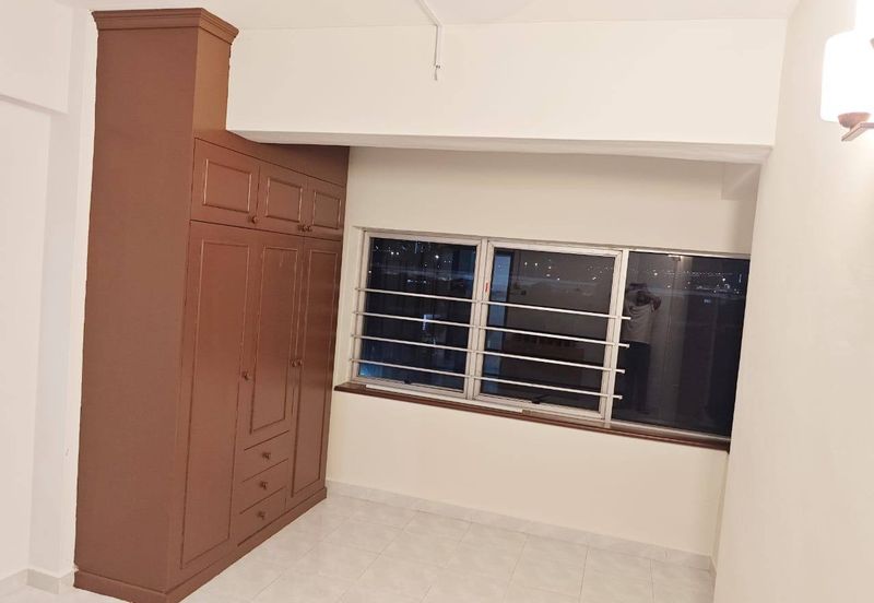 Ayers Tower @ Taman Kosas