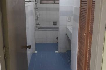 Ayers Tower @ Taman Kosas