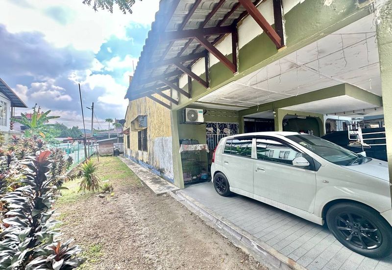 Taman Lembah Keramat AU5