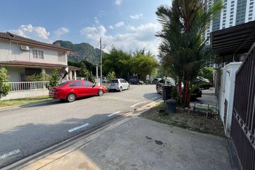 Taman Pinggiran Batu Caves