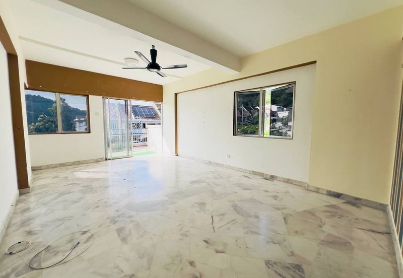 Vista Panorama Condominium