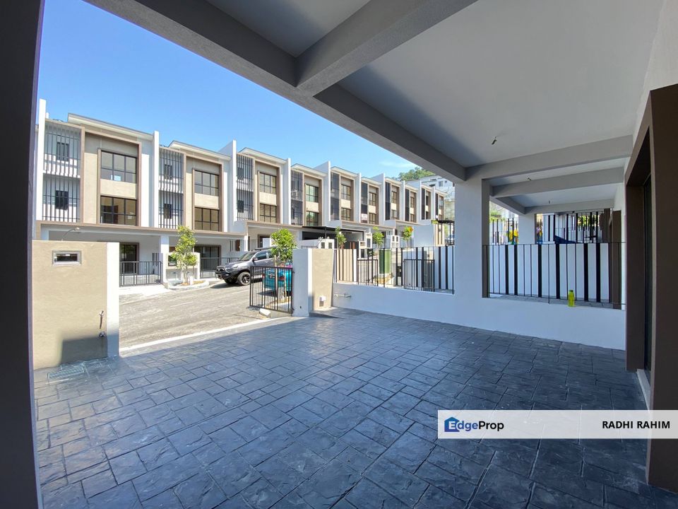 Nassim Heights Bare Unit Brand New Bkt Antarabangsa Ampang, Kuala Lumpur, Ampang