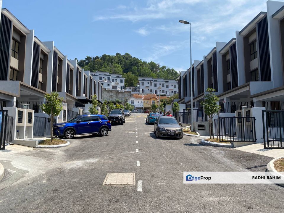 Nassim Heights Bare Unit Brand New Bkt Antarabangsa Ampang, Kuala Lumpur, Ampang