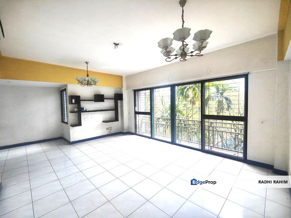 Ampang Big Size Condo Renovated Tiara Ampang Peaceful Environment , Selangor, Ampang