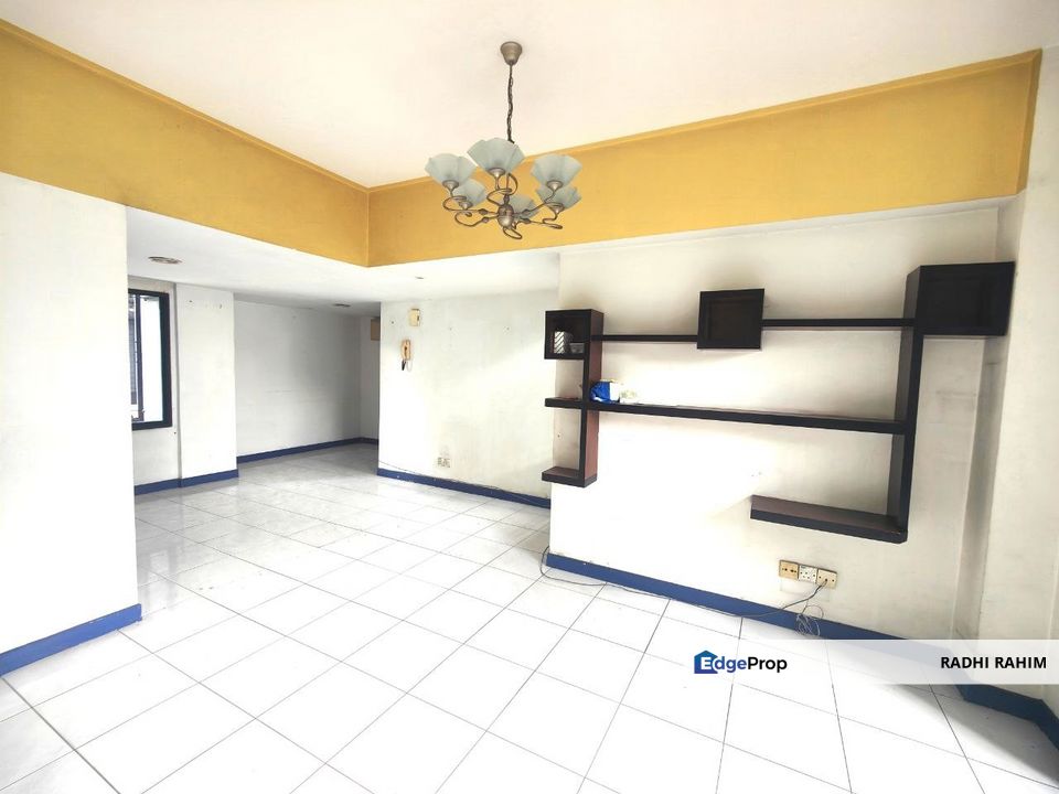 Ampang Big Size Condo Renovated Tiara Ampang Peaceful Environment , Selangor, Ampang