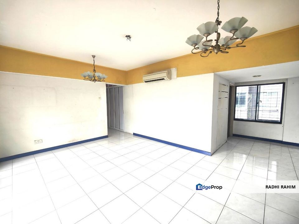 Ampang Big Size Condo Renovated Tiara Ampang Peaceful Environment , Selangor, Ampang
