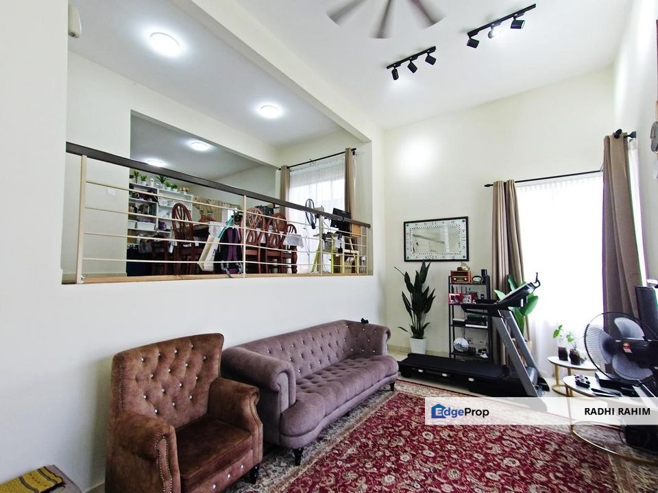 Semi-D Batu Caves Freehold Desaria Indah 24hr Security , Selangor, Batu Caves 