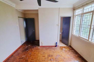 Pangsapuri Kristal (Crystal Tower), Taman Bukit Indah