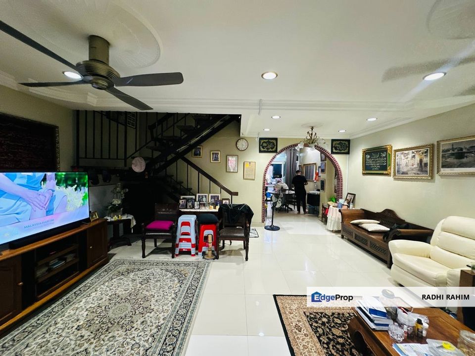 Ampang 2.5-Storey Renovated Terrace Facing Open Dekat Surau Taman Kencana, Selangor, Ampang