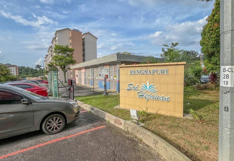 Sri Hijauan, Ukay Perdana