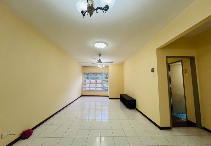 Kondominium Tiara Intan, Taman Bukit Indah