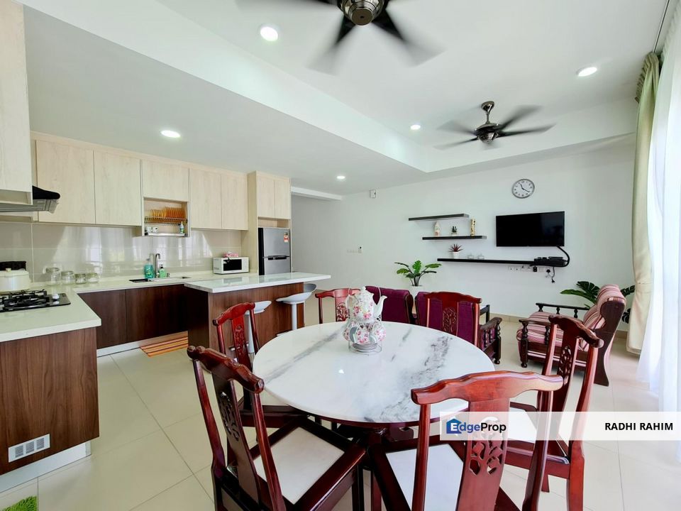 Furnished Bukit Jelutong Townhouse Rimbun Sanctuary Private & Serene Environment , Selangor, Bukit Jelutong